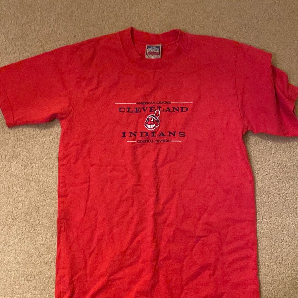 Clevland Indians authentic merchandise size M